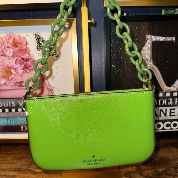 kate spade Madison Saffiano Resin Chain
Pochette Bag, Turtle Green NWOT - Picture 2 of 5